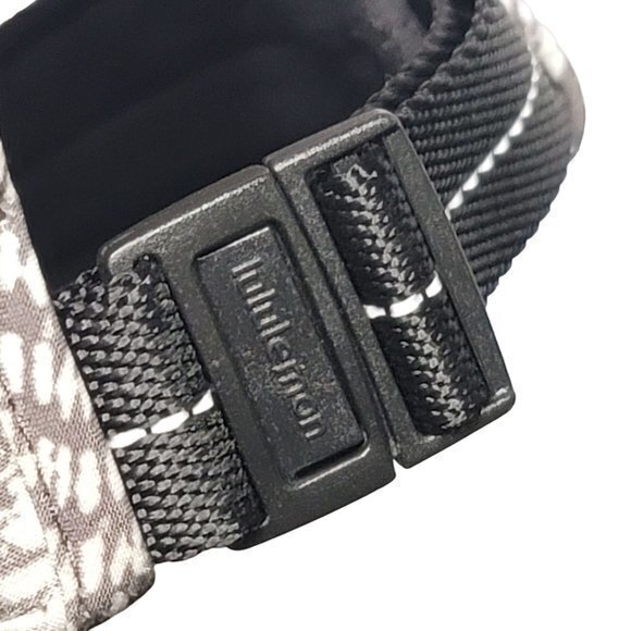 Lululemon Womens Strapback Baller Swerve Vapor Snake Print Running‎ Cap Hat - Picture 4 of 10